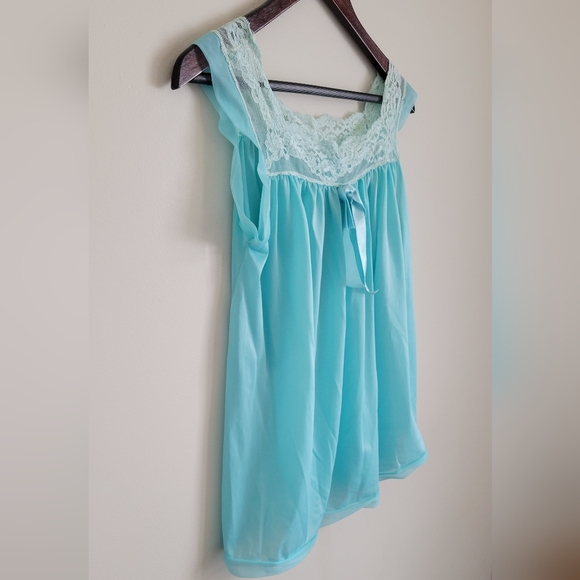 Vintage Sheer Lace Baby Blue Nightie - Picture 3 of 11